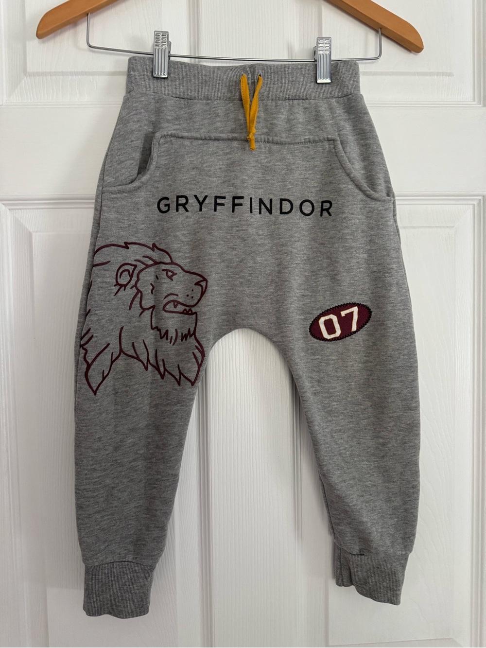 Harry Potter Gray Gryffindor Sweatpants